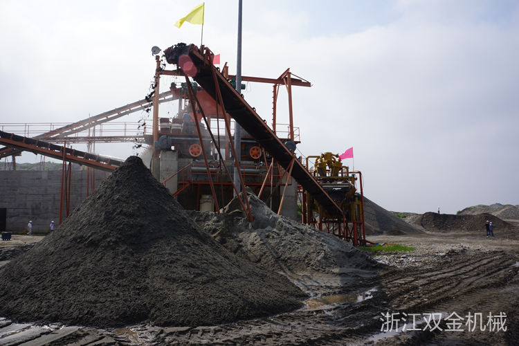 雙金機械四川眉山客戶石料生產線現場