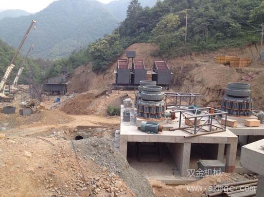 公路建設的破碎機