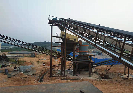 時(shí)產(chǎn)700噸破碎生產(chǎn)線