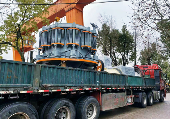 1650彈簧圓錐機(jī)發(fā)往安徽